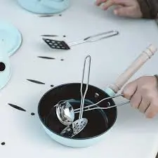 Vintage cooking set 2.webp