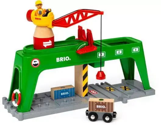 BRIO-World-Container-Crane-63399600.webp