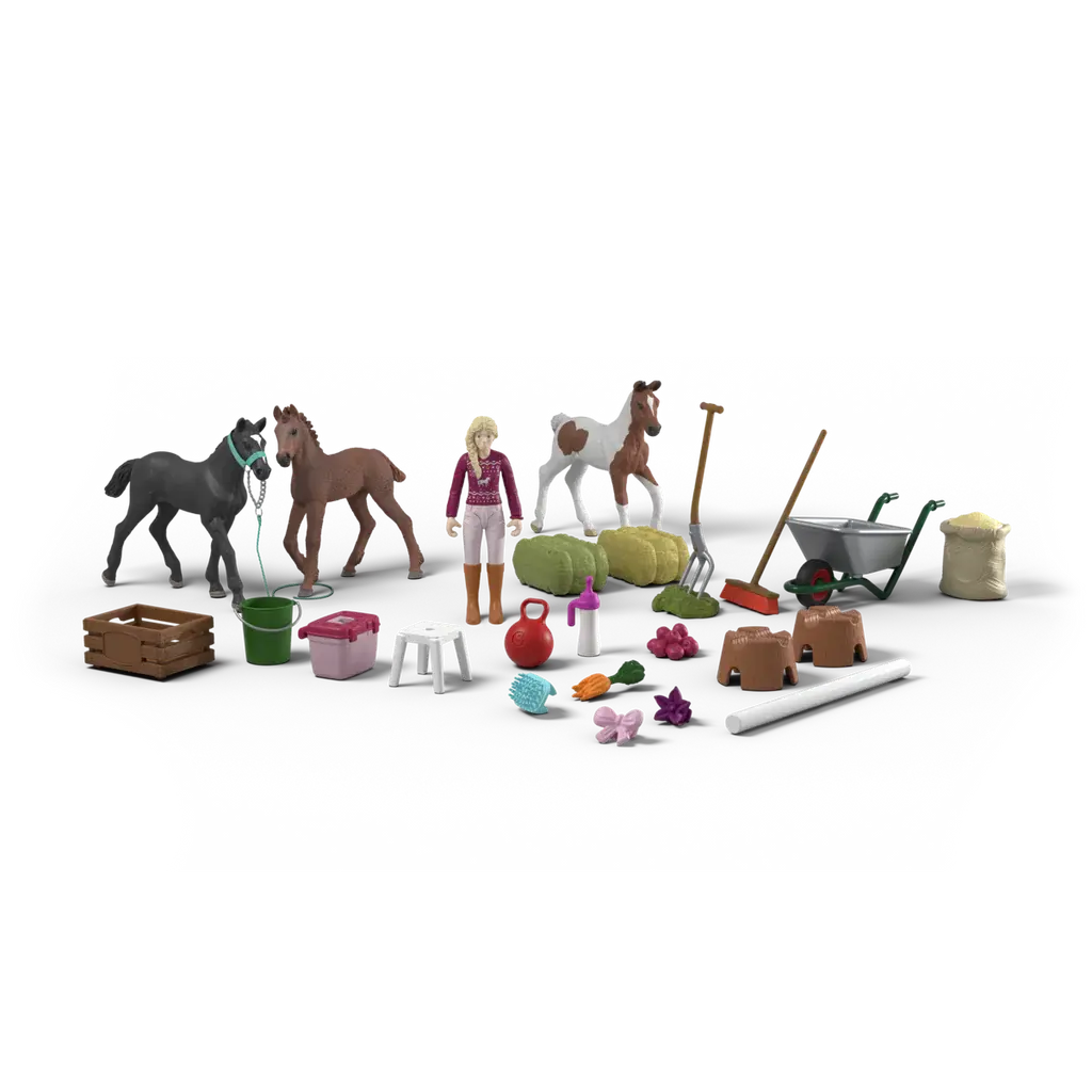Horse Club 2025 Advent Calendar contents